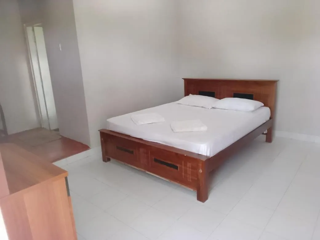 Riverside Hotel Katunayake